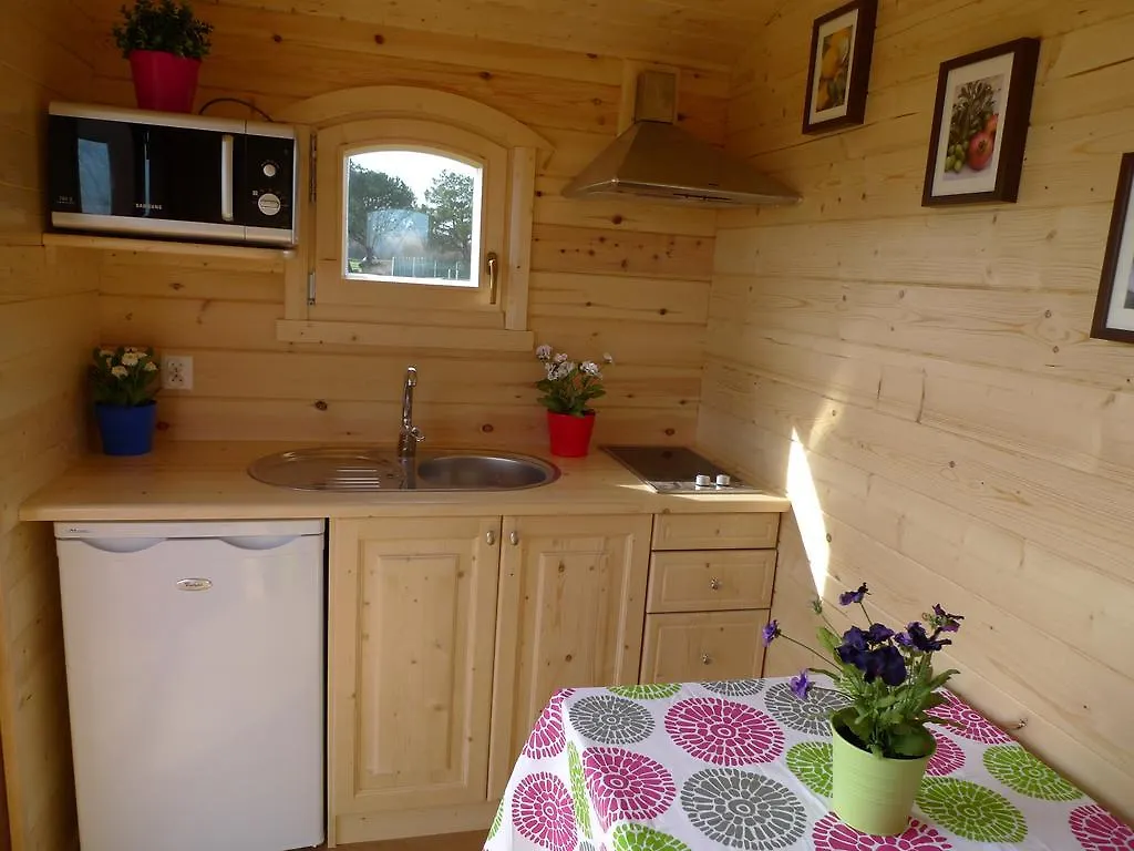Mas Petit Prince Arles Bed & Breakfast