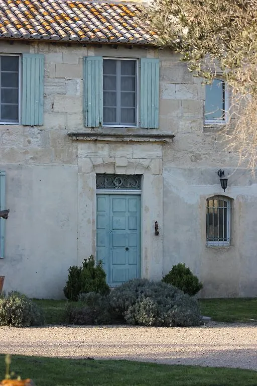 Mas Petit Prince Arles Bed & Breakfast