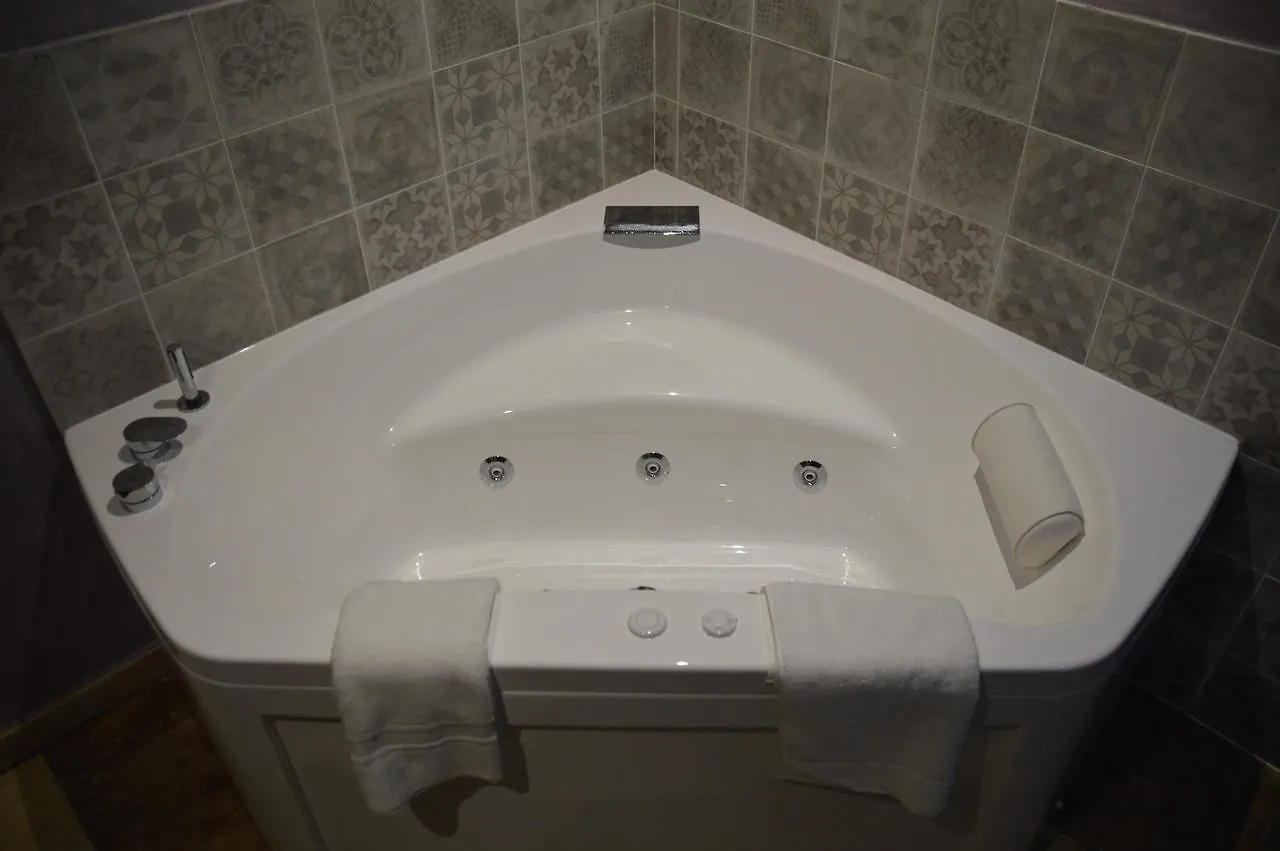 Bed & Breakfast Mas Petit Prince Arles France